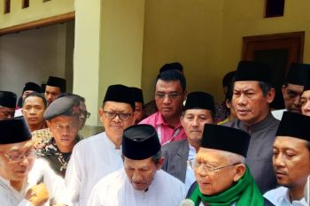 Ma'ruf Amin : kunjungan ke ponpes bukan berkampanye