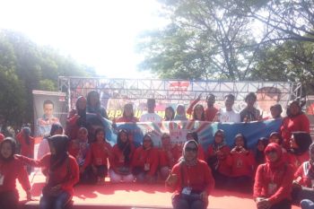 Relawan "KITA Jokowi" Sultra luncurkan hotspot berjalan