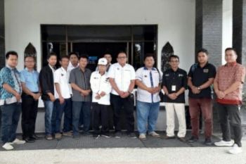 Pergantian pengurus diharapkan membawa PWI Gunung Mas lebih baik