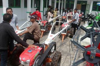 Seruyan siapkan kartu BBM khusus petani
