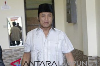 Zainudin Hasan akui perintah berikan uang kepada pejabat