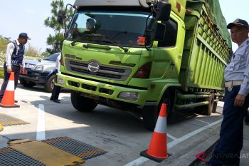50 angkutan barang ditindak karena odol