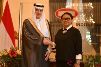 Arab Saudi mengumpulkan  pemimpin Arab atas serangan terhadap aset minyak