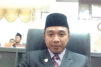 Anggota DPRD tunggu laporan dugaan pencemaran sungai