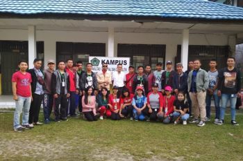BEM FISIP UNKRIP orientasi calon pengurus di Taman Wisata Tangkiling