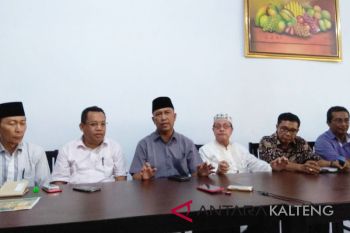 Isu aksi massa, warga Islam Kalteng diminta jangan terprovokasi pembakaran bendera