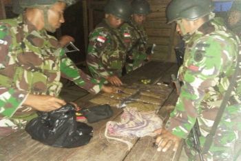 Yonif 501 Kostrad amankan 19 paket ganja di perbatasan RI-PNG