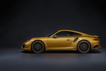 Porsche hadirkan 911 berkelir emas, tapi hanya untuk lelang