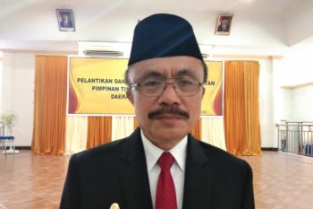 Bupati Poso lantik Yan Edwar Guluda sebagai Sekda