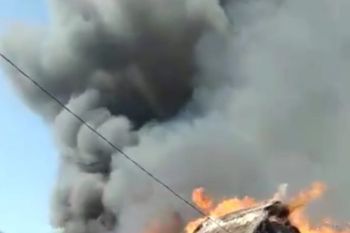 Kampung Adat Nggela di Ende terbakar