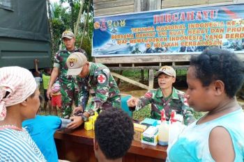 Yonif 644/Wls gelar pengobatan massal di Yuruf
