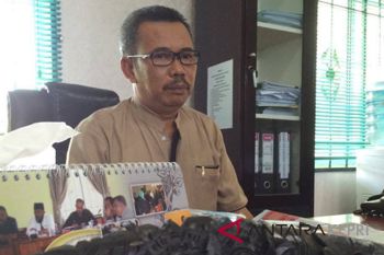 Pelantikan Yusuf Sirat ditunda