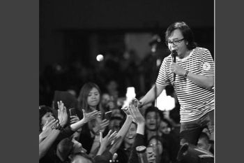 Ari Lasso batalkan konser karena sakit