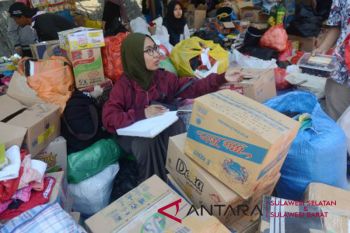 Bantuan masyarakat Sulbar mengalir ke Palu