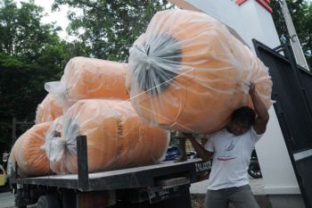 Relawan terus salurkan bantuan untuk korban gempa-tsunami