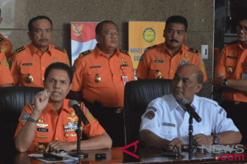 Marsekal Syaugi pun menangisi "saudara-saudaranya"
