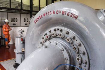 Turbin PLTA Bengkok Bandung peninggalan Belanda