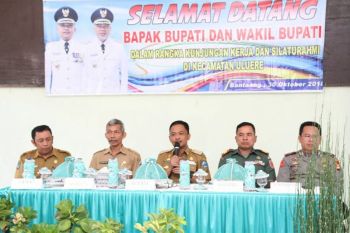 Warga Kecamatan Sinoa dan Uluere curhat pada Bupati Bantaeng