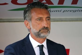 Chievo pecat pelatih Lorenzo
