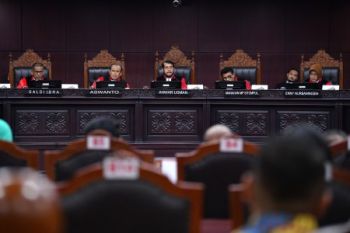 MK tolak permohonan uji uu terorisme