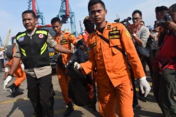 24 kantung jenazah JT 610 masuk RS Polri