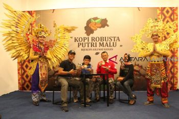 Staf ahli Kapolri apresiasi layanan keliling Disdukcapil Waykanan