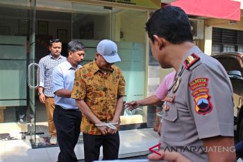 Berkas perkara kasus Iwan Adranacus dilimpahkan ke pengadilan