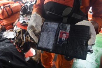 Tim DVI Mabes Polri terima 48 kantong jenazah korban pesawat Lion Air