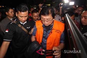 KPK TAHAN LUCAS