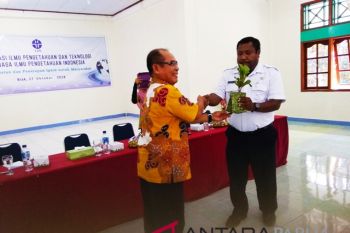 LIPI serahkan bantuan 3.000 bibit mangga
