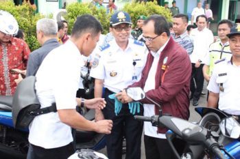 Menhub minta pemda bangun jalan layang atau under pass di perlintasan kereta