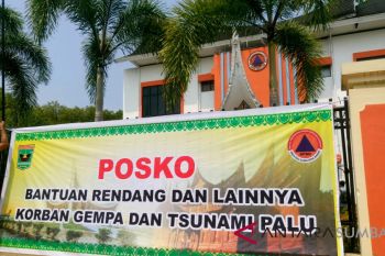 Hampir seton rendang siap dikirim ke Palu