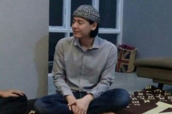 Roger Danuarta dikabarkan memeluk agama Islam