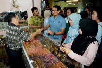 Pedagang di Bandarlampung kaget Didatangi Cawapres Sandiaga