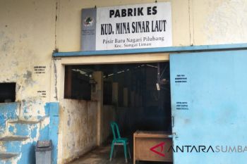 Dari es balok, KUD Mina Sinar Laut berpendapatan Rp150 juta/bulan
