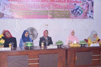 Pemkab Sinjai gelar pelatihan tata rias wajah