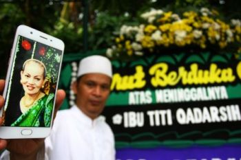Jenazah Titi Qadarsih akan dimakamkan di tpu tanah kusir