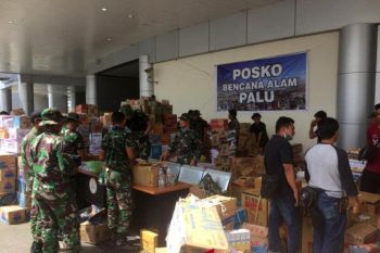 300 Prajurit bantu distribusikan logistik di Palu