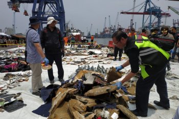 Kursi dan sabuk pengaman Lion JT 610 ditemukan tim gabungan