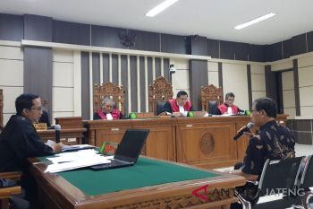 Terungkap, Bupati Tasdi sering mintai uang bawahannya