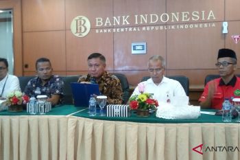 BI: antrean panjang SPBU bukan karena nontunai