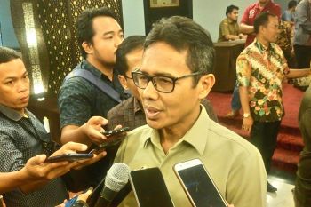 Gubernur Sumbar apresiasi pusat perbaiki jembatan ambruk di Kayu Tanam