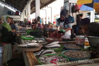 Kudus produksi 297, 4 ton ikan