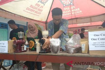 Pecinta kopi gelar pesta kopi Kulon Progo