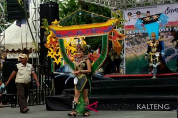 Sumber daya masyarakat disiapkan mendukung desa wisata Kampung Dayak