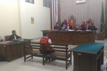 Hakim vonis dosen 1,4 tahun penjara terkait kasus pelecehan