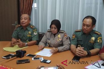 Polisi tangkap dua tersangka penjual cula badak