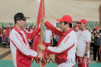 Wali Kota Kendari lepas kontingen untuk Porprov Sultra