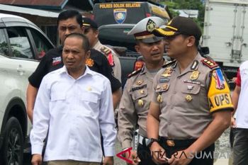 Jelang etape VII TdS, jalan ke Solok Selatan masih berlubang