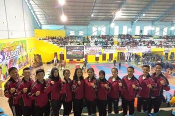 Karateka Sulsel kembali raih dua perak